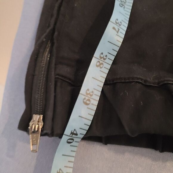 Guess Slim Utility Pants – Size 32 - Picture 10 of 10